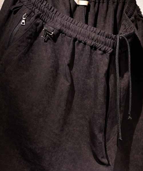 TROVE(トローヴ)の「LUMINOUS PLAY PANTS(その他パンツ・メンズ・カーキ/ブラック・3/1)」の2枚目の写真