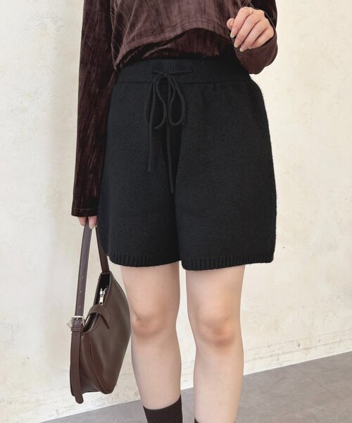 Thevon(ゼボン)の「ニットショートパンツ(その他パンツ・レディース・ブラウン/ブラック・FREE)」の4枚目の写真