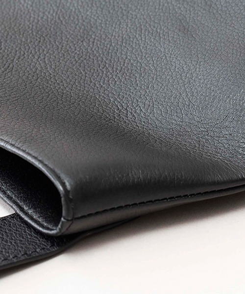 kalsac（カルサック）の「シンプルレザーショルダー　Mサイズ（ショルダーバッグ・レディース・ブラック・ONE SIZE）」の6枚目の写真