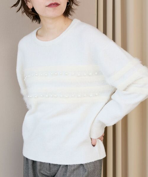 le.coeur blanc（ルクールブラン）の「パール×シャギーニット（ニット/セーター・レディース・オフホワイト/グレー・38）」の4枚目の写真