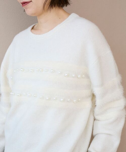 le.coeur blanc（ルクールブラン）の「パール×シャギーニット（ニット/セーター・レディース・オフホワイト/グレー・38）」の3枚目の写真