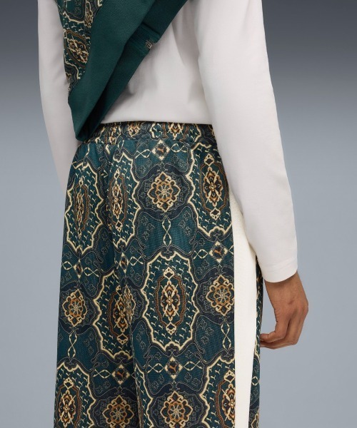 PUMA(プーマ)の「PUMA T7 VINTAGE PREP TRACK PANTS(プーマ T7 ヴィンテージ プレップ トラック パンツ)(スウェットパンツ・メンズ・グリーン系/ベージュ系・MEDIUM/LARGE/X-LARGE)」の13枚目の写真