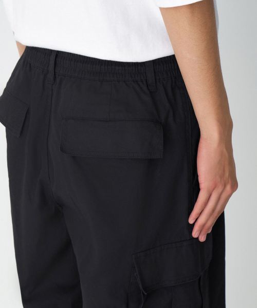 MUSINSA STANDARD（ムシンサスタンダード）の「コットンパラシュートバンディングカーゴパンツ[ブラック]（その他パンツ・メンズ・その他・38/40/42/26/28/30/32/34/36）」の7枚目の写真