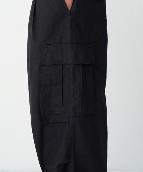 MUSINSA STANDARD（ムシンサスタンダード）の「コットンパラシュートバンディングカーゴパンツ[ブラック]（その他パンツ・メンズ・その他・38/40/42/26/28/30/32/34/36）」の9枚目の写真