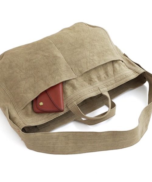 ARTS & CRAFTS(アーツアンドクラフト)の「アーツアンドクラフツ / LINEN CANVAS リネンキャンバス / NEWSPAPER BAG ニュースペーパーバッグ(ショルダーバッグ・メンズ・サンドベージュ/オフホワイト・FREE)」の16枚目の写真