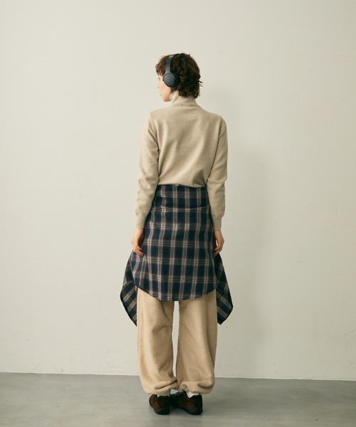 full/fill.(フルフィル)の「front button high neck knit / フロントボタンハイネックニット(ニット/セーター・レディース・ブラウン/グレー/アイボリー・FREE)」の14枚目の写真