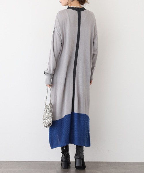 Anna Nicola(アンナニコラ)の「Anna Nicola 編地切り替え配色ニットワンピース(ワンピース・レディース・グレイッシュベージュ/ブラック/カーキ・38)」の13枚目の写真