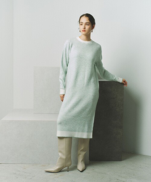 BIANCA(ビアンカ)の「【1枚でコーデが完成】ニュアンスカラーニットワンピース(ワンピース・レディース・ベージュ/グリーン/グレー系その他・38)」の5枚目の写真