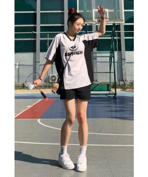 SEARCH410(サーチ410)の「スポーツVネッククールジャージ半袖Tシャツグレー(Tシャツ/カットソー・メンズ・その他・MEDIUM/LARGE)」の3枚目の写真