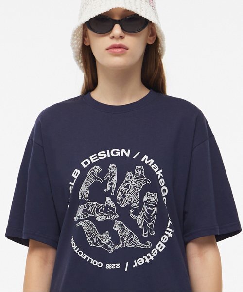 MATCHGLOBE（マッチグローブ）の「タイガーサークルドローイングボックスT（ネイビー）（Tシャツ/カットソー・レディース・その他・FREE）」の4枚目の写真