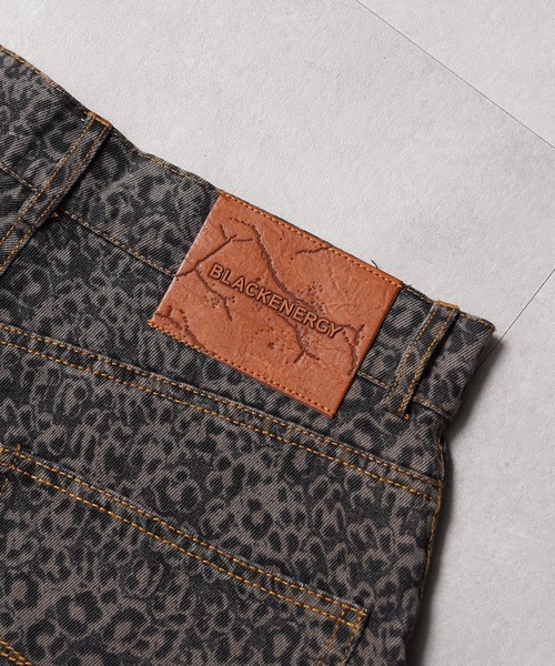 1111clothing(ワンフォークロージング)の「レオパード デニムカーブパンツ / Leopard Denim Curve Pants(デニムパンツ・メンズ・ブラック・S/M/L/XL)」の11枚目の写真