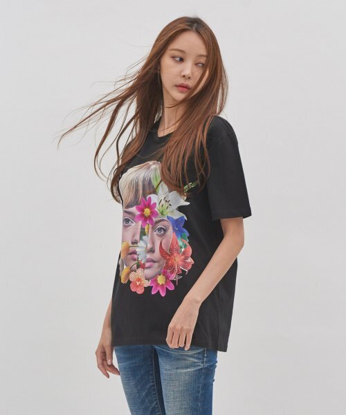 ICONOGRAPHY（アイコノグラフィー）の「SURREALISM MOVEMENT OVERFLOWER2 BK（Tシャツ/カットソー・レディース・ブラック・X-LARGE/SMALL/MEDIUM/LARGE）」の4枚目の写真