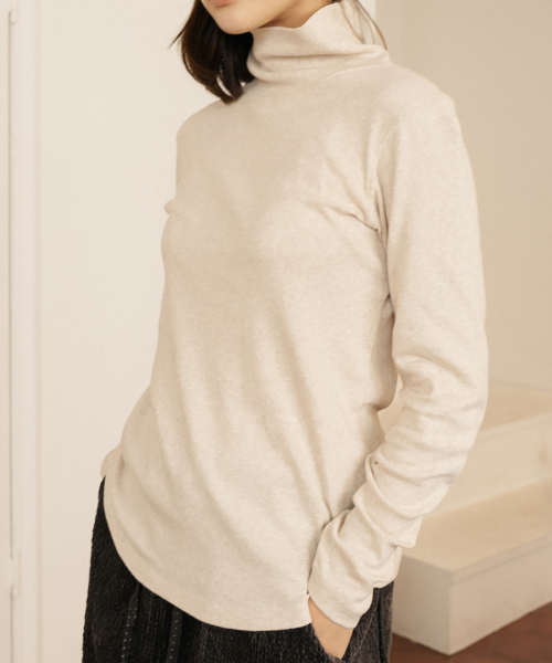 CHIQUITA(チキータ)の「ヘッダータートルTシャツオートミール(Tシャツ/カットソー・レディース・オートミール・SMALL/MEDIUM)」の2枚目の写真