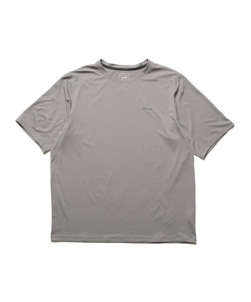 F.C.Real Bristol(エフシーレアルブリストル)の「S/S PRACTICE TOP(Tシャツ/カットソー・メンズ・ブラック/グレー/ホワイト/ネイビー・X-LARGE/LARGE/MEDIUM/SMALL/XX-LARGE)」の3枚目の写真