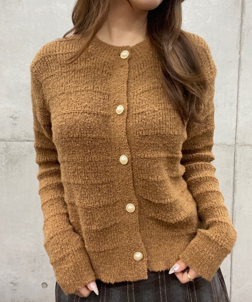 ROGER AND RAW(ロジャーアンドロウ)の「パール金ボタン ニットカーディガン(カーディガン/ボレロ・レディース・ホワイト/ライトブラウン/ブラック/ピンク・FREE)」の22枚目の写真