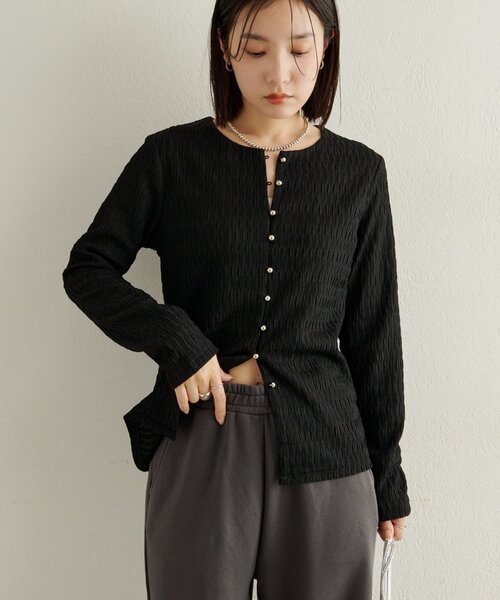 Omekashi（オメカシ）の「SILVER釦カーディガン（カーディガン/ボレロ・レディース・オフホワイト/ブルー/ブラック・FREE）」の2枚目の写真