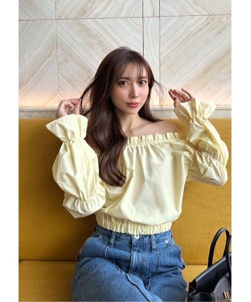 LUDICRUM（ルーディクルム）の「Off shoulder blouse（シャツ/ブラウス・レディース・ブラック/オフホワイト/ライトイエロー・FREE）」の15枚目の写真