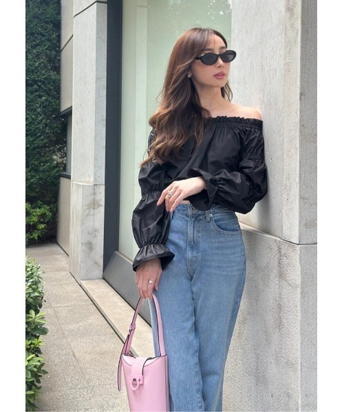 LUDICRUM（ルーディクルム）の「Off shoulder blouse（シャツ/ブラウス・レディース・ブラック/オフホワイト/ライトイエロー・FREE）」の13枚目の写真