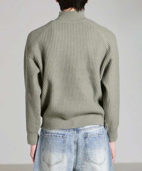 Chikashitsu +(チカシツプラス)の「【Chikashitsu +】shoulder zipper rib knit / 【チカシツプラス】ショルダージッパーリブニット(ニット/セーター・メンズ・ブラック/ブラウン/カーキ・ONE SIZE)」の19枚目の写真