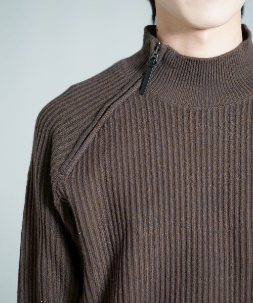 Chikashitsu +(チカシツプラス)の「【Chikashitsu +】shoulder zipper rib knit / 【チカシツプラス】ショルダージッパーリブニット(ニット/セーター・メンズ・ブラック/ブラウン/カーキ・ONE SIZE)」の16枚目の写真