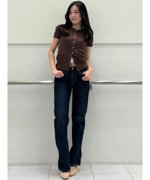 GAP(ギャップ)の「ミッドライズ リラックスフィット ストレートデニム(デニムパンツ・レディース・インディゴブルー・27/26/23/24/25/28/29/30)」の12枚目の写真