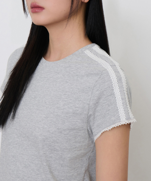 MUSINSA STANDARD WOMAN（ムシンサスタンダードウーマン）の「ウィメンズスリムレーストラックTシャツ[ミディアムグレー/アイボリー]（Tシャツ/カットソー・レディース・その他・SMALL/MEDIUM/X-SMALL/LARGE）」の3枚目の写真