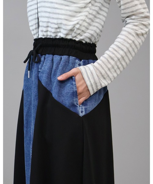 Doumoi(ドゥモエ)の「スウェット切り替え デニムデザイン スカート(スカート・レディース・ブラック系その他/グレー系その他・FREE)」の14枚目の写真