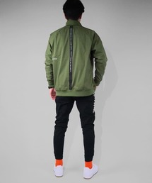 LUXE R GOLF（ラグジュ ゴルフ）の「(RM)【LUXE R GOLF】ストレッチ ブロード メッシュ切替え スタンド ハーフZIP（ナイロンジャケット）」