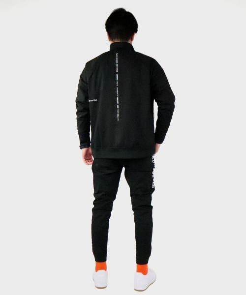 LUXE/R GOLF(ラグジュ ゴルフ)の「(RM)【LUXE/R GOLF】ストレッチ ブロード メッシュ切替え スタンド ハーフZIP(ナイロンジャケット・メンズ・ベージュ系/カーキ系/ブラック/チャコールグレー・LARGE/X-LARGE/MEDIUM)」の12枚目の写真