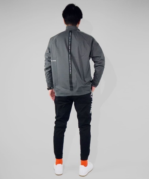 LUXE/R GOLF(ラグジュ ゴルフ)の「(RM)【LUXE/R GOLF】ストレッチ ブロード メッシュ切替え スタンド ハーフZIP(ナイロンジャケット・メンズ・ベージュ系/カーキ系/ブラック/チャコールグレー・LARGE/X-LARGE/MEDIUM)」の17枚目の写真