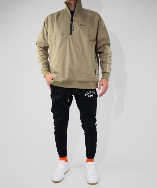LUXE/R GOLF(ラグジュ ゴルフ)の「(RM)【LUXE/R GOLF】ストレッチ ブロード メッシュ切替え スタンド ハーフZIP(ナイロンジャケット・メンズ・ベージュ系/カーキ系/ブラック/チャコールグレー・LARGE/X-LARGE/MEDIUM)」の20枚目の写真