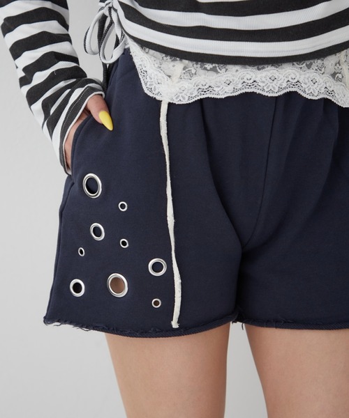 WHO'S WHO gallery（フーズフーギャラリー）の「アイレットスウェットショーツ（スウェットパンツ・レディース・カーキ/ネイビー/ホワイト/チャコールグレー・FREE）」の4枚目の写真