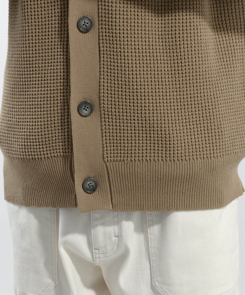 BAYFLOW(ベイフロー)の「TIDYニットカーディガン(カーディガン/ボレロ・メンズ・ベージュ/サックスブルー・MEDIUM/LARGE)」の13枚目の写真