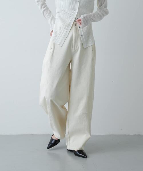 SENSE OF PLACE by URBAN RESEARCH（センスオブプレイスバイアーバンリサーチ）の「バレルレッグチノパンツ（その他パンツ・レディース・アイボリー/チャコールグレー/ベージュ・MEDIUM/LARGE/SMALL）」の9枚目の写真