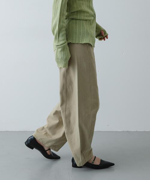 SENSE OF PLACE by URBAN RESEARCH（センスオブプレイスバイアーバンリサーチ）の「バレルレッグチノパンツ（その他パンツ・レディース・アイボリー/チャコールグレー/ベージュ・MEDIUM/LARGE/SMALL）」の14枚目の写真