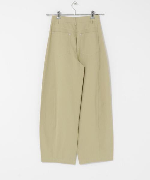 SENSE OF PLACE by URBAN RESEARCH（センスオブプレイスバイアーバンリサーチ）の「バレルレッグチノパンツ（その他パンツ・レディース・アイボリー/チャコールグレー/ベージュ・MEDIUM/LARGE/SMALL）」の19枚目の写真