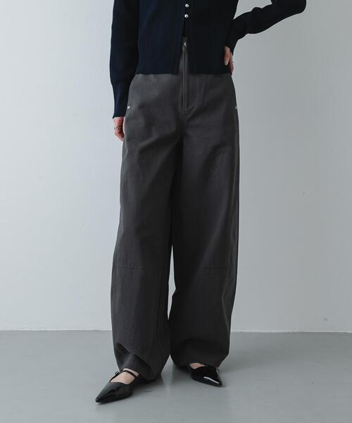 SENSE OF PLACE by URBAN RESEARCH（センスオブプレイスバイアーバンリサーチ）の「バレルレッグチノパンツ（その他パンツ・レディース・アイボリー/チャコールグレー/ベージュ・MEDIUM/LARGE/SMALL）」の7枚目の写真