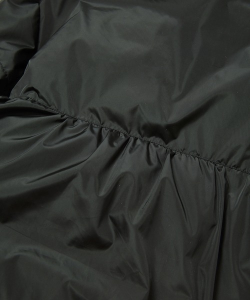 rehacer(レアセル)の「rehacer : Drape Gather Dolman Jacket / ドレープ ギャザー ドルマン ジャケット(ダウンジャケット/コート・レディース・ブラック/ブルー・SMALL)」の11枚目の写真