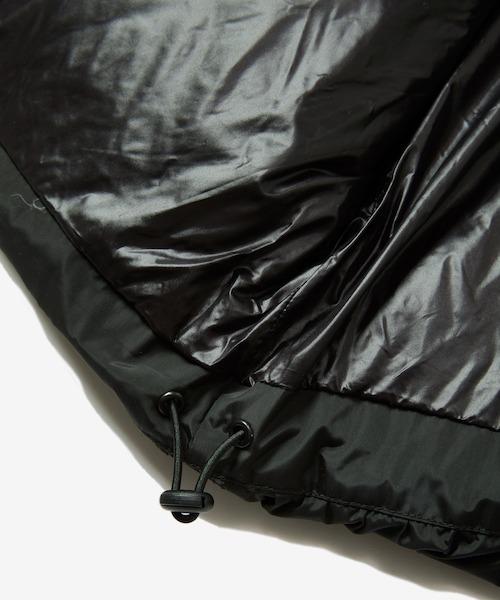 rehacer(レアセル)の「rehacer : Drape Gather Dolman Jacket / ドレープ ギャザー ドルマン ジャケット(ダウンジャケット/コート・レディース・ブラック/ブルー・SMALL)」の12枚目の写真
