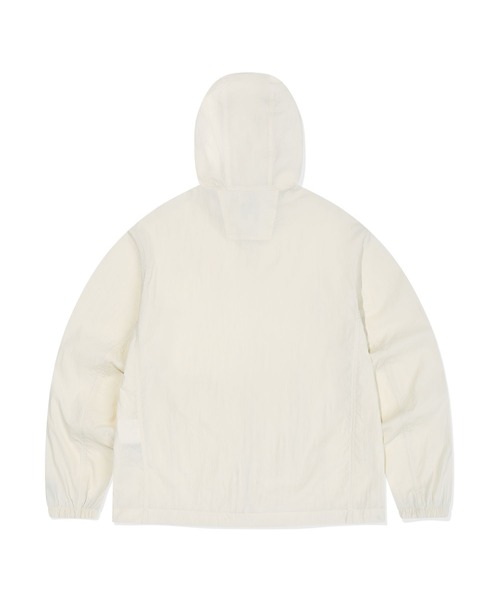 Wacky WiLLy(ワッキーウィリー)の「WOMEN'S LILY PACKABLE WINDBREAKER(ナイロンジャケット・レディース・ライトグレー/ホワイト・MEDIUM/SMALL)」の7枚目の写真