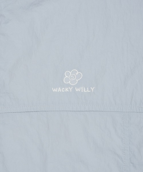 Wacky WiLLy(ワッキーウィリー)の「WOMEN'S LILY PACKABLE WINDBREAKER(ナイロンジャケット・レディース・ライトグレー/ホワイト・MEDIUM/SMALL)」の18枚目の写真