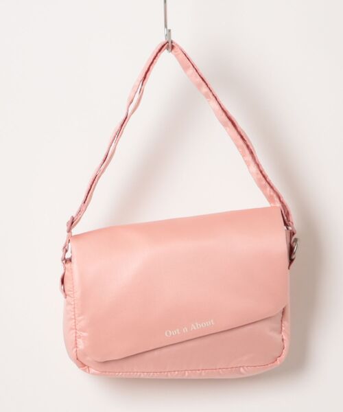 Out n About（アウトナバウト）の「パフショルダー【Fluffy/フラッフィー】（ショルダーバッグ・レディース・グリーン/ピンク/ベージュ/パープル/オレンジ/ブラック・FREE）」の15枚目の写真