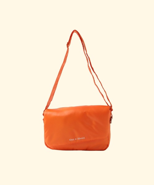 Out n About（アウトナバウト）の「パフショルダー【Fluffy/フラッフィー】（ショルダーバッグ・レディース・グリーン/ピンク/ベージュ/パープル/オレンジ/ブラック・FREE）」の17枚目の写真