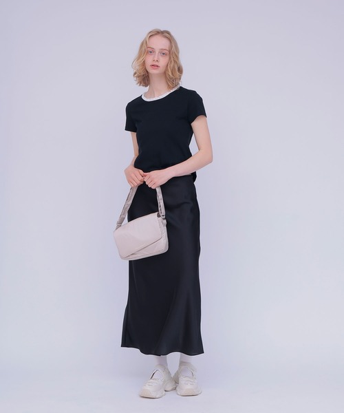 Out n About（アウトナバウト）の「パフショルダー【Fluffy/フラッフィー】（ショルダーバッグ・レディース・グリーン/ピンク/ベージュ/パープル/オレンジ/ブラック・FREE）」の19枚目の写真