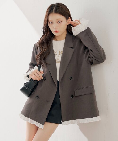 Chico（チコ）の「【セットアップ対応】袖フリルテーラードジャケット（テーラードジャケット・レディース・ベージュ系その他2/グレー/ベージュ・FREE）」の2枚目の写真