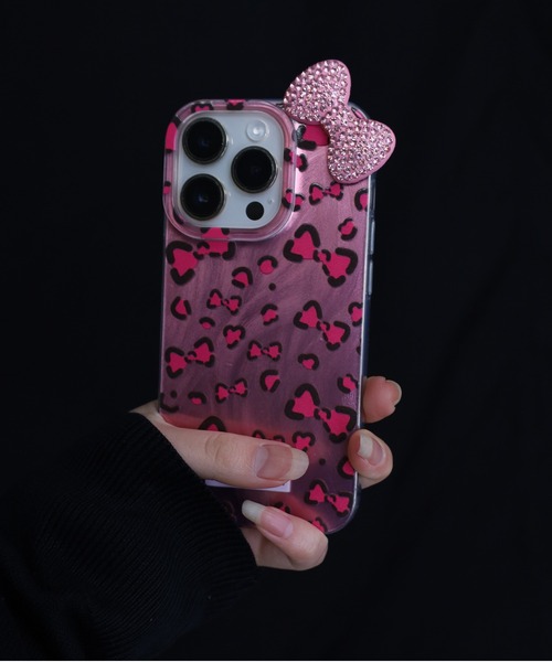 Vini(ヴィニ)の「ギャルコア ハート柄 立体リボン iPhoneケース(iPhone17・13・14・15・16対応)(スマホケース/カバー・レディース・シルバー/ピンク・iPhone 14/iPhone 17/iPhone 13/iPhone 16/iPhone 15)」の4枚目の写真