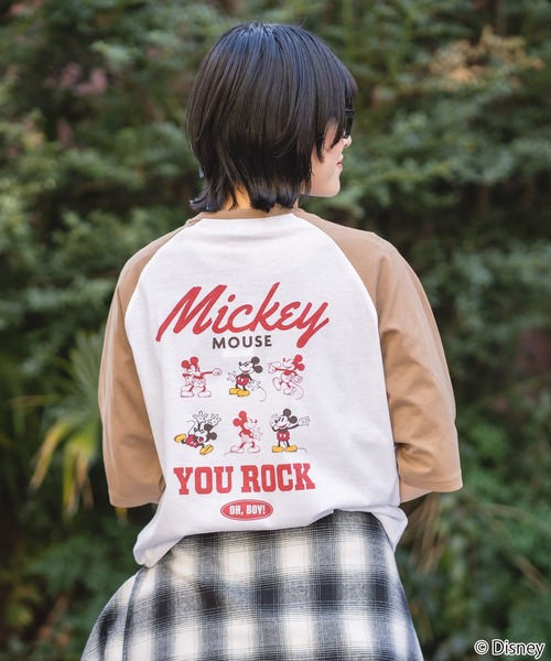 Disney（ディズニー）の「【DISNEY/ディズニー】【軽やかな着心地でお出掛けにぴったり！】ラグラン7分袖Tシャツ ミッキーマウス キャラクターグッズ 配色切り替え カレッジ風 ストリート スケーター 古着MIX（Tシャツ/カットソー・レディース・その他2/その他1/その他3/その他・LARGE/MEDIUM）」の3枚目の写真