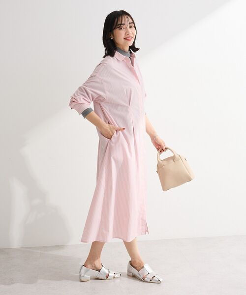 Green Parks(グリーンパークス)の「イージーケア抜け衿ウエストタックシャツワンピース(ワンピース・レディース・ネイビー/ブルー/ピンク/グリーン・FREE)」の7枚目の写真