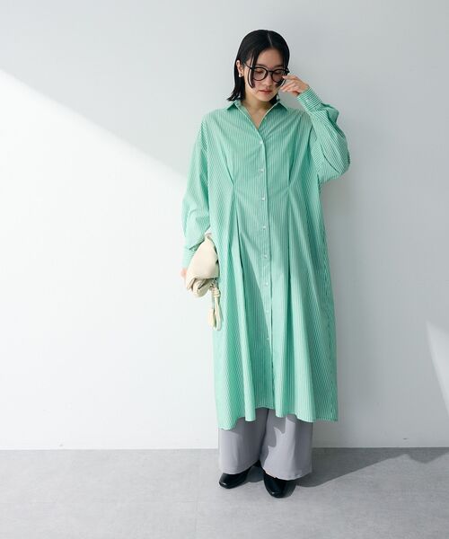 Green Parks(グリーンパークス)の「イージーケア抜け衿ウエストタックシャツワンピース(ワンピース・レディース・ネイビー/ブルー/ピンク/グリーン・FREE)」の10枚目の写真