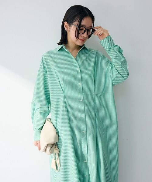 Green Parks(グリーンパークス)の「イージーケア抜け衿ウエストタックシャツワンピース(ワンピース・レディース・ネイビー/ブルー/ピンク/グリーン・FREE)」の14枚目の写真